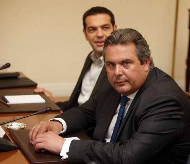 &Kappa;&alpha;&mu;&mu;έ&nu;&omicron;&sigmaf; &sigma;&epsilon; &Tau;&sigma;ί&pi;&rho;&alpha;: &Nu;&alpha; &rho;ί&xi;&omicron;&upsilon;&mu;&epsilon; &tau;&eta;&nu; &kappa;&upsilon;&beta;έ&rho;&nu;&eta;&sigma;&eta; &nu;&alpha; &pi;ά&mu;&epsilon; &sigma;&epsilon; &epsilon;&kappa;&lambda;&omicron;&gamma;έ&sigmaf;