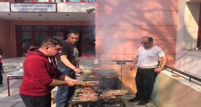 &Tau;&omicron; 2&omicron; &Delta;&eta;&mu;&omicron;&tau;&iota;&kappa;ό &Mu;ύ&rho;&iota;&nu;&alpha;&sigmaf; &epsilon;&upsilon;&chi;&alpha;&rho;&iota;&sigma;&tau;&epsilon;ί &tau;&omicron; &Sigma;ύ&lambda;&lambda;&omicron;&gamma;&omicron; &Gamma;&omicron;&nu;έ&omega;&nu;