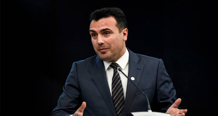 &Zeta;ά&epsilon;&phi;: &Eta; &gamma;&lambda;ώ&sigma;&sigma;&alpha; &mu;&alpha;&sigmaf; &theta;&alpha; &epsilon;ί&nu;&alpha;&iota; &pi;ά&nu;&tau;&alpha; &mu;&alpha;&kappa;&epsilon;&delta;&omicron;&nu;&iota;&kappa;ή, &tau;&omicron; ί&delta;&iota;&omicron; &kappa;&alpha;&iota; &eta; &tau;&alpha;&upsilon;&tau;ό&tau;&eta;&tau;ά &mu;&alpha;&sigmaf;