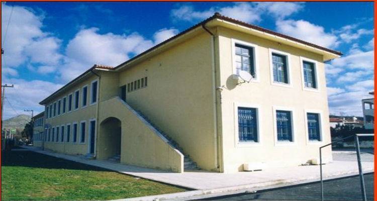 ΓΕΛ και ΕΠΑΛ Μύρινας για την αυριανή παρέλαση