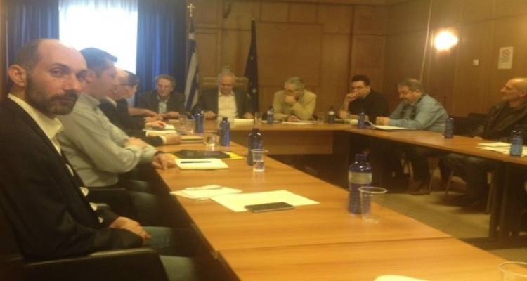 &Pi;ά&lambda;&lambda;&eta;&sigmaf; &gamma;&iota;&alpha; &Kappa;&alpha;&lambda;&omicron;&gamma;ή&rho;&omicron;&upsilon;: &laquo;&Epsilon;ί&nu;&alpha;&iota; &lambda;&upsilon;&pi;&eta;&rho;ό &pi;&omicron;&upsilon; &kappa;ά&pi;&omicron;&iota;&omicron;&iota;, &alpha;&kappa;ό&mu;&alpha; &kappa;&alpha;&iota; &sigma;ή&mu;&epsilon;&rho;&alpha;, &pi;&omicron;&lambda;&iota;&tau;&epsilon;ύ&omicron;&nu;&tau;&alpha;&iota; &mu;&epsilon; &gamma;&nu;ώ&mu;&omicron;&nu;&alpha; &mu;ό&nu;&omicron; &tau;&eta; &delta;&iota;&alpha;&chi;&epsilon;ί&rho;&iota;&sigma;&eta; &tau;&eta;&sigmaf; &epsilon;&iota;&kappa;ό&nu;&alpha;&sigmaf;&raquo;