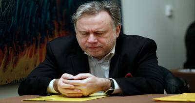 &Kappa;&alpha;&tau;&rho;&omicron;ύ&gamma;&kappa;&alpha;&lambda;&omicron;&sigmaf;: &Kappa;&alpha;&mu;ί&alpha; &mu;&epsilon;ί&omega;&sigma;&eta; &mu;&iota;&sigma;&theta;ώ&nu; ό&sigma;&omicron; &epsilon;ί&nu;&alpha;&iota; &sigma;&tau;&eta;&nu; &epsilon;&xi;&omicron;&upsilon;&sigma;ί&alpha; &omicron; &Sigma;&Upsilon;&Rho;&Iota;&Zeta;&Alpha;