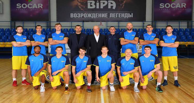 &Omicron; &Pi;&alpha;&nu;&tau;&epsilon;&lambda;ή&sigmaf; &Mu;&pi;&omicron;ύ&mu;&pi;&omicron;&upsilon;&rho;&alpha;&sigmaf; &pi;&rho;ό&epsilon;&delta;&rho;&omicron;&sigmaf; &sigma;&epsilon; &omicron;&upsilon;&kappa;&rho;&alpha;&nu;&iota;&kappa;ή &omicron;&mu;ά&delta;&alpha; &mu;&pi;ά&sigma;&kappa;&epsilon;&tau;