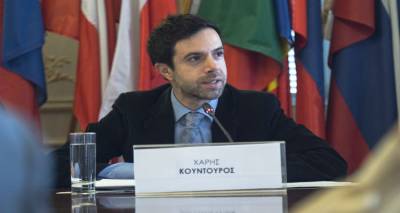 &Omicron; &Delta;&rho;.. &Chi;ά&rho;&eta;&sigmaf; &Kappa;&omicron;ύ&nu;&tau;&omicron;&upsilon;&rho;&omicron;&sigmaf; έ&rho;&chi;&epsilon;&tau;&alpha;&iota; &sigma;&tau;&omicron; &Gamma;&Epsilon;.&Lambda; &Mu;&omicron;ύ&delta;&rho;&omicron;&upsilon;