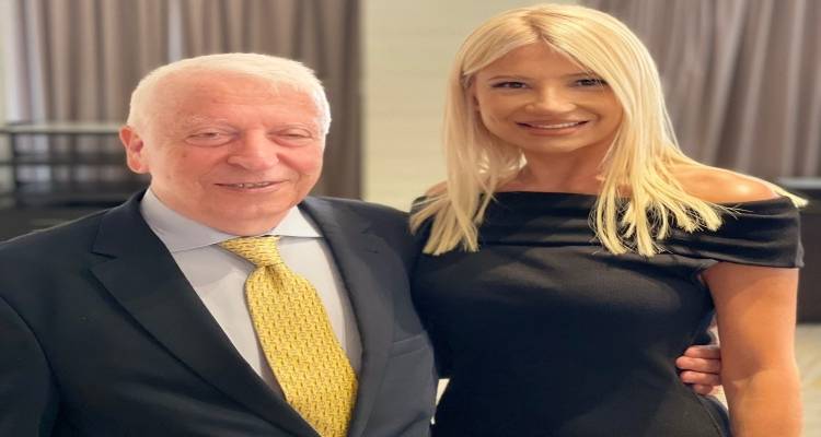 &laquo;&Epsilon;&kappa;&delta;ή&lambda;&omega;&sigma;&eta; - &Sigma;&tau;&omicron;&nu; &Pi;&omicron;&lambda;&iota;&tau;&iota;&sigma;&mu;ό &tau;&omicron;&upsilon; &alpha;ύ&rho;&iota;&omicron; &mu;&epsilon; &tau;&eta;&nu; &alpha;ύ&rho;&alpha; &tau;&omicron;&upsilon; &chi;&theta;&epsilon;&sigmaf;&raquo;