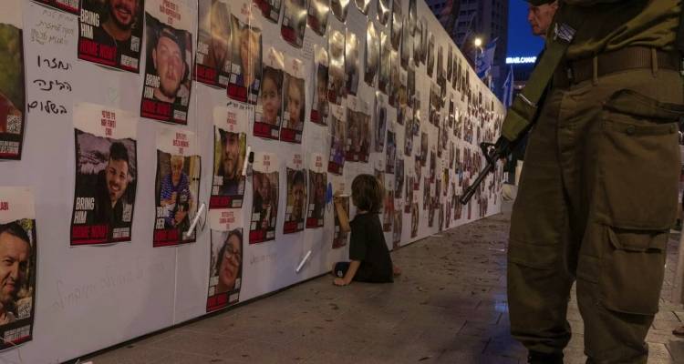 &Theta;&rho;ί&lambda;&epsilon;&rho; &mu;&epsilon; &tau;&eta;&nu; &alpha;&pi;&epsilon;&lambda;&epsilon;&upsilon;&theta;έ&rho;&omega;&sigma;&eta; &omicron;&mu;ή&rho;&omega;&nu; &alpha;&pi;ό &tau;&eta; &Chi;&alpha;&mu;ά&sigmaf; -&Sigma;&upsilon;&nu;&epsilon;&chi;ί&zeta;&omicron;&nu;&tau;&alpha;&iota; &omicron;&iota; &sigma;&phi;&omicron;&delta;&rho;&omicron;ί &beta;&omicron;&mu;&beta;&alpha;&rho;&delta;&iota;&sigma;&mu;&omicron;ί &tau;&omicron;&upsilon; &Iota;&sigma;&rho;&alpha;ή&lambda; &sigma;&tau;&eta; &Gamma;ά&zeta;&alpha;