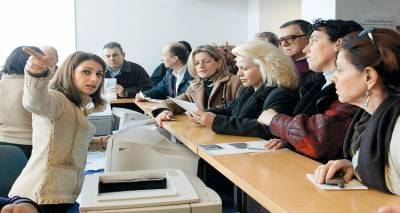 3,4 &epsilon;&kappa;&alpha;&tau;&omicron;&mu;&mu;ύ&rho;&iota;&alpha; &epsilon;&upsilon;&rho;ώ &gamma;&iota;&alpha; &tau;&eta; &sigma;&tau;ή&rho;&iota;&xi;&eta; &epsilon;&upsilon;&pi;&alpha;&theta;ώ&nu; &omicron;&mu;ά&delta;&omega;&nu; &sigma;&tau;&alpha; &nu;&eta;&sigma;&iota;ά &tau;&omicron;&upsilon; &Beta;&omicron;&rho;&epsilon;ί&omicron;&upsilon; &Alpha;&iota;&gamma;&alpha;ί&omicron;&upsilon;