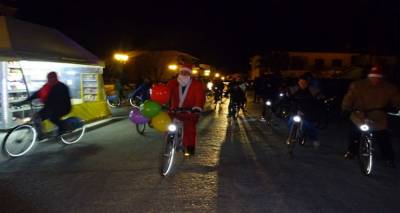 &Alpha;&gamma;&iota;&omicron;&beta;&alpha;&sigma;&iota;&lambda;&iota;ά&tau;&iota;&kappa;&epsilon;&sigmaf; &alpha;&lambda;&lambda;ά... &pi;&alpha;&gamma;&omega;&mu;έ&nu;&epsilon;&sigmaf; &omicron;&rho;&theta;&omicron;&pi;&epsilon;&tau;&alpha;&lambda;&iota;έ&sigmaf; &sigma;&tau;&eta; &Lambda;ή&mu;&nu;&omicron; (photos)