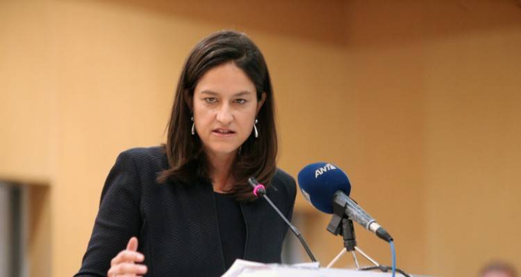 &Kappa;&epsilon;&rho;&alpha;&mu;έ&omega;&sigmaf; &gamma;&iota;&alpha; &sigma;&chi;&omicron;&lambda;&epsilon;ί&alpha;: &Alpha;&sigmaf; &epsilon;ί&mu;&alpha;&sigma;&tau;&epsilon; &pi;&rho;&omicron;&epsilon;&tau;&omicron;&iota;&mu;&alpha;&sigma;&mu;έ&nu;&omicron;&iota; &nu;&alpha; &mu;&eta;&nu; &alpha;&nu;&omicron;ί&xi;&omicron;&upsilon;&nu; &mu;&epsilon;&tau;ά &tau;&omicron; &Pi;ά&sigma;&chi;&alpha;