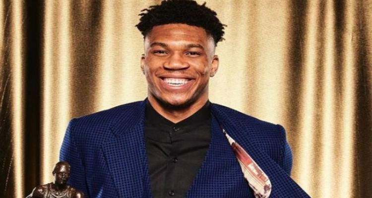 Ή&phi;&alpha;&iota;&sigma;&tau;&omicron;&sigmaf;: &laquo;Ό&lambda;&omicron;&iota; &omicron;&iota; Έ&lambda;&lambda;&eta;&nu;&epsilon;&sigmaf; &epsilon;ί&mu;&alpha;&sigma;&tau;&epsilon; &pi;&epsilon;&rho;ή&phi;&alpha;&nu;&omicron;&iota; &gamma;&iota;&alpha; &tau;&omicron;&nu; &Gamma;&iota;ά&nu;&nu;&eta;&raquo; (pic)