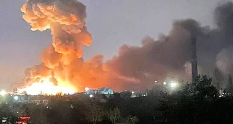 Εισβολή στην Ουκρανία: Αποχωρεί το προσωπικό της ελληνικής πρεσβείας από το Κίεβο