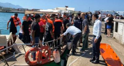 &Tau;&rho;&alpha;&gamma;&omega;&delta;ί&alpha; &sigma;&tau;&alpha; &alpha;&nu;&omicron;&iota;&kappa;&tau;ά &tau;&omega;&nu; &Kappa;&alpha;&tau;&epsilon;&chi;&omicron;&mu;έ&nu;&omega;&nu;: &Tau;&omicron;&upsilon;&lambda;ά&chi;&iota;&sigma;&tau;&omicron;&nu; 7 &nu;&epsilon;&kappa;&rho;&omicron;ί &mu;&epsilon;&tau;ά &tau;&eta; &beta;ύ&theta;&iota;&sigma;&eta; &epsilon;&pi;&iota;&beta;&alpha;&tau;&iota;&kappa;&omicron;ύ &sigma;&kappa;ά&phi;&omicron;&upsilon;&sigmaf; -&Delta;&iota;&alpha;&sigma;ώ&theta;&eta;&kappa;&alpha;&nu; 237, &alpha;&gamma;&nu;&omicron;&omicron;ύ&nu;&tau;&alpha;&iota; 23