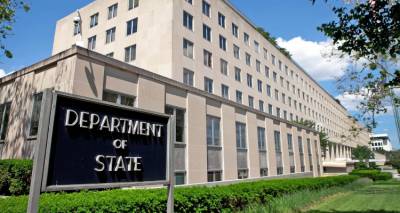 &Sigma;&tau;έ&iota;&tau; &Nu;&tau;&iota;&pi;ά&rho;&tau;&mu;&epsilon;&nu;&tau; &gamma;&iota;&alpha; &tau;&rho;&alpha;&gamma;&omega;&delta;ί&alpha; &sigma;&tau;&alpha; &Tau;έ&mu;&pi;&eta; &Sigma;&tau;&epsilon;&kappa;ό&mu;&alpha;&sigma;&tau;&epsilon; &sigma;&tau;&omicron; &pi;&lambda;&epsilon;&upsilon;&rho;ό &tau;&eta;&sigmaf; &Epsilon;&lambda;&lambda;ά&delta;&alpha;&sigmaf; &kappa;&alpha;&iota; &epsilon;&pi;&alpha;&iota;&nu;&omicron;ύ&mu;&epsilon; &tau;&omicron; έ&rho;&gamma;&omicron; &tau;&omega;&nu; &delta;&iota;&alpha;&sigma;&omega;&sigma;&tau;ώ&nu;