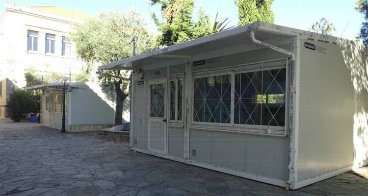 &Delta;ύ&omicron; &alpha;ί&theta;&omicron;&upsilon;&sigma;&epsilon;&sigmaf; &pi;&rho;&omicron;&kappa;ά&tau; &gamma;&iota;&alpha; &tau;&omicron;&upsilon;&sigmaf; &mu;&alpha;&theta;&eta;&tau;έ&sigmaf; &tau;&omicron;&upsilon; &Gamma;&upsilon;&mu;&nu;&alpha;&sigma;ί&omicron;&upsilon; &Mu;ύ&rho;&iota;&nu;&alpha;&sigmaf; (photos)