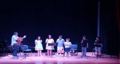 &Omega;&delta;&epsilon;ί&omicron; &Lambda;ή&mu;&nu;&omicron;&upsilon;: &Nu;ό&tau;&epsilon;&sigmaf;... &alpha;&pi;&omicron;&chi;&alpha;&iota;&rho;&epsilon;&tau;&iota;&sigma;&tau;ή&rho;&iota;&epsilon;&sigmaf; &kappa;&alpha;&iota; &kappa;&alpha;&lambda;&omicron;&kappa;&alpha;&iota;&rho;&iota;&nu;έ&sigmaf;