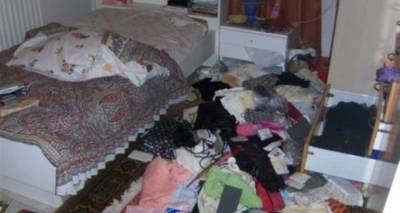 &Lambda;ή&mu;&nu;&omicron;&sigmaf;: &Delta;&iota;έ&rho;&rho;&eta;&xi;&alpha;&nu; &sigma;&pi;ί&tau;&iota; &sigma;&tau;&alpha; &Lambda;ύ&chi;&nu;&alpha;