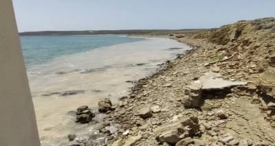 &Sigma;&pi;&upsilon;&rho;ά&kappa;&eta;: &Sigma;&tau;&eta;&nu; &Kappa;&omicron;&mu;&iota;&sigma;&iota;ό&nu; &omicron;&iota; &delta;&rho;&alpha;&mu;&alpha;&tau;&iota;&kappa;έ&sigmaf; &mu;&epsilon;&tau;&alpha;&beta;&omicron;&lambda;έ&sigmaf; &sigma;&tau;&eta; &beta;&iota;&omicron;&pi;&omicron;&iota;&kappa;&iota;&lambda;ό&tau;&eta;&tau;&alpha; &alpha;&pi;ό &tau;&eta; &theta;&alpha;&lambda;ά&sigma;&sigma;&iota;&alpha; &beta;&lambda;έ&nu;&nu;&alpha;