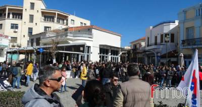 &Sigma;&omega;&mu;&alpha;&tau;&epsilon;ί&alpha;, &phi;&omicron;&rho;&epsilon;ί&sigmaf; &alpha;&lambda;&lambda;ά &kappa;&alpha;&iota; &kappa;ά&tau;&omicron;&iota;&kappa;&omicron;&iota; &tau;&eta;&sigmaf; &Lambda;ή&mu;&nu;&omicron;&upsilon; &sigma;&tau;&eta; &delta;&iota;&alpha;&mu;&alpha;&rho;&tau;&upsilon;&rho;ί&alpha; &gamma;&iota;&alpha; &tau;&omicron; &delta;&upsilon;&sigma;&tau;ύ&chi;&eta;&mu;&alpha; &tau;&omega;&nu; &Tau;&epsilon;&mu;&pi;ώ&nu; (photos + video)