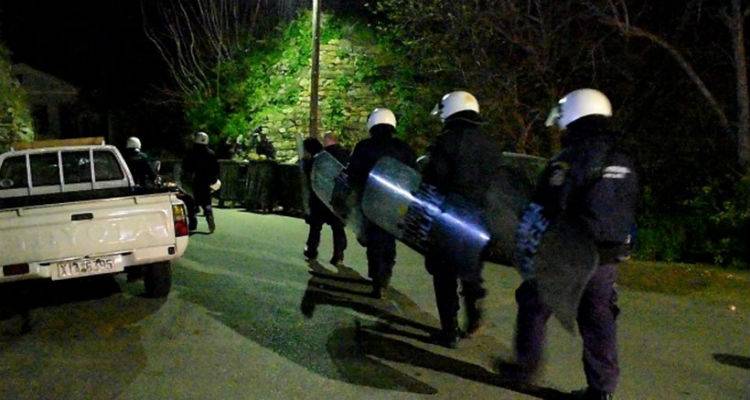 &Beta;ί&nu;&tau;&epsilon;&omicron;: &Omicron;&lambda;&omicron;&nu;ύ&kappa;&tau;&iota;&epsilon;&sigmaf; &sigma;&upsilon;&mu;&pi;&lambda;&omicron;&kappa;έ&sigmaf; &mu;&epsilon;&tau;&alpha;&nu;&alpha;&sigma;&tau;ώ&nu; &sigma;&tau;&eta; &Chi;ί&omicron;