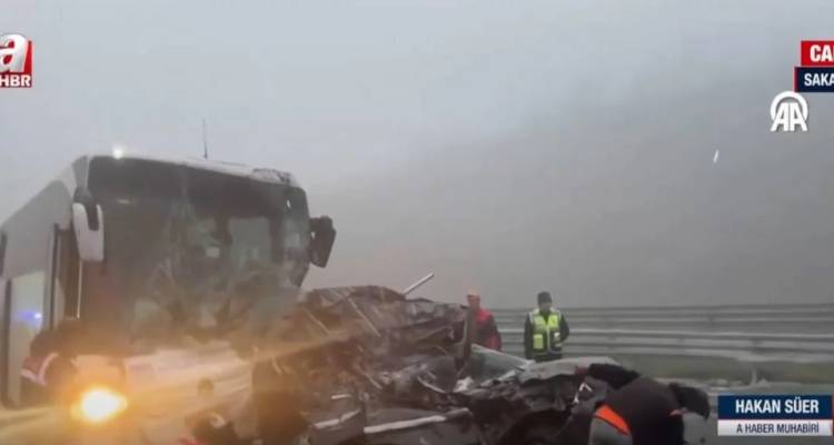 &Tau;&rho;&omicron;&chi;&alpha;ί&omicron;-&sigma;&omicron;&kappa; &sigma;&tau;&eta;&nu; &Tau;&omicron;&upsilon;&rho;&kappa;ί&alpha;: 11 &nu;&epsilon;&kappa;&rho;&omicron;ί, 57 &tau;&rho;&alpha;&upsilon;&mu;&alpha;&tau;ί&epsilon;&sigmaf; &alpha;&pi;ό &kappa;&alpha;&rho;&alpha;&mu;&pi;ό&lambda;&alpha; &epsilon;&pi;&tau;ά &omicron;&chi;&eta;&mu;ά&tau;&omega;&nu;