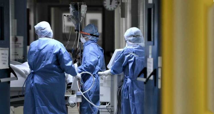 &Kappa;&omicron;&rho;&omega;&nu;&omicron;ϊό&sigmaf;: &Nu;έ&alpha; &mu;&epsilon;&gamma;ά&lambda;&eta; ά&nu;&omicron;&delta;&omicron;&sigmaf; &mu;&epsilon; 882 &nu;έ&alpha; &kappa;&rho;&omicron;ύ&sigma;&mu;&alpha;&tau;&alpha; | 15 &theta;ά&nu;&alpha;&tau;&omicron;&iota;