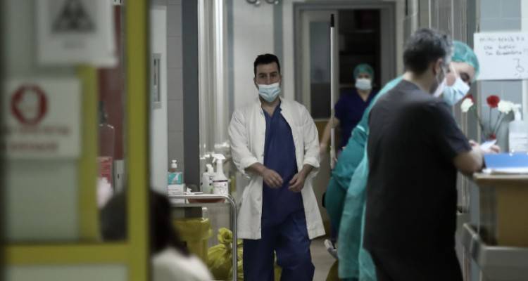 Κορωνοϊός: 407 νέα κρούσματα | 4 θάνατοι, 88 διασωληνωμένοι
