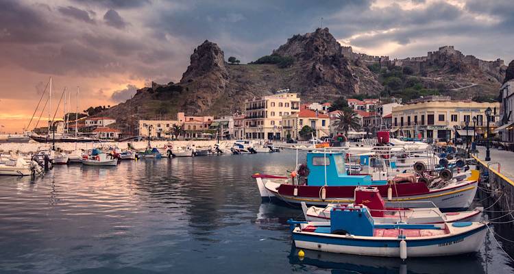 Πρόταση «Βόμβα» Στουρνάρα: Δώστε τον ΕΝΦΙΑ στους Δήμους