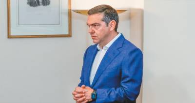 &Omicron; &Tau;&sigma;ί&pi;&rho;&alpha;&sigmaf;... &pi;&alpha;ί&rho;&nu;&epsilon;&iota; &tau;&eta;&nu; &kappa;&omicron;&upsilon;&tau;ά&lambda;&alpha; - &Kappa;ά&nu;&epsilon;&iota; &kappa;ό&mu;&mu;&alpha; &mu;έ&chi;&rho;&iota; &tau;&alpha; &Chi;&rho;&iota;&sigma;&tau;&omicron;ύ&gamma;&epsilon;&nu;&nu;&alpha; &kappa;&iota; &alpha;&nu;&alpha;&kappa;&alpha;&tau;&epsilon;ύ&epsilon;&iota; &Pi;&Alpha;&Sigma;&Omicron;&Kappa;, &Sigma;&Upsilon;&Rho;&Iota;&Zeta;&Alpha;, &Zeta;&omega;ή &kappa;&alpha;&iota; &laquo;&lambda;&omicron;&iota;&pi;έ&sigmaf; &delta;&eta;&mu;&omicron;&kappa;&rho;&alpha;&tau;&iota;&kappa;έ&sigmaf; &delta;&upsilon;&nu;ά&mu;&epsilon;&iota;&sigmaf;&raquo;