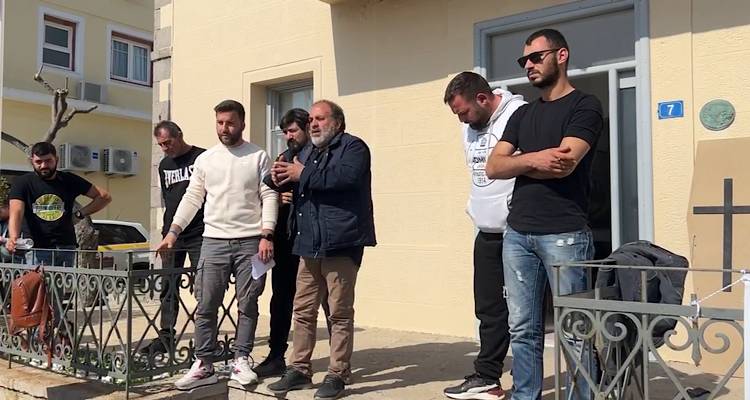 Για «απαράδεκτη συμπεριφορά» κατηγορεί τον Υφυπουργό Αγροτικής Ανάπτυξης κ. Σταμενίτη η Συντονιστική Επιτροπή των αγροτών.