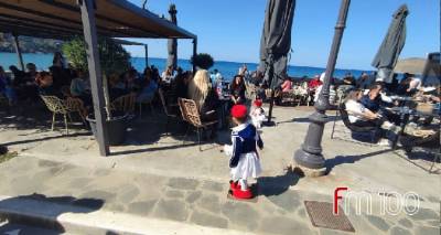 &Mu;ύ&rho;&iota;&nu;&alpha;: &Beta;ό&lambda;&tau;&alpha; &sigma;&tau;&omicron; &Rho;&omega;&mu;έ&iota;&kappa;&omicron; &mu;&epsilon;&tau;ά &tau;&eta;&nu; &pi;&alpha;&rho;έ&lambda;&alpha;&sigma;&eta; (photos)