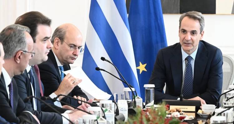 Στον αστερισμό του ανασχηματισμού η κυβέρνηση -Τα νέα ονόματα που ακούγονται για υφυπουργοί