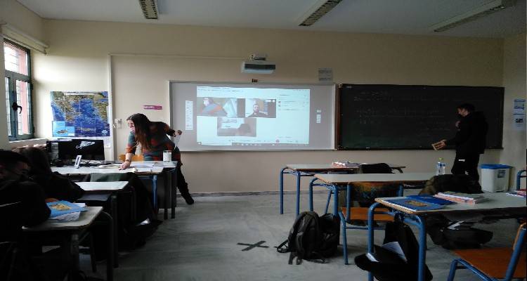 &Gamma;&Epsilon;.&Lambda; &Mu;&omicron;ύ&delta;&rho;&omicron;&upsilon;: &Delta;&iota;&alpha;&delta;&iota;&kappa;&tau;&upsilon;&alpha;&kappa;ή &sigma;&upsilon;&nu;έ&nu;&tau;&epsilon;&upsilon;&xi;&eta; &mu;&epsilon; &tau;&omicron;&nu; &delta;&iota;ά&sigma;&eta;&mu;&omicron; &zeta;&omega;&gamma;&rho;ά&phi;&omicron;-street artist Apset