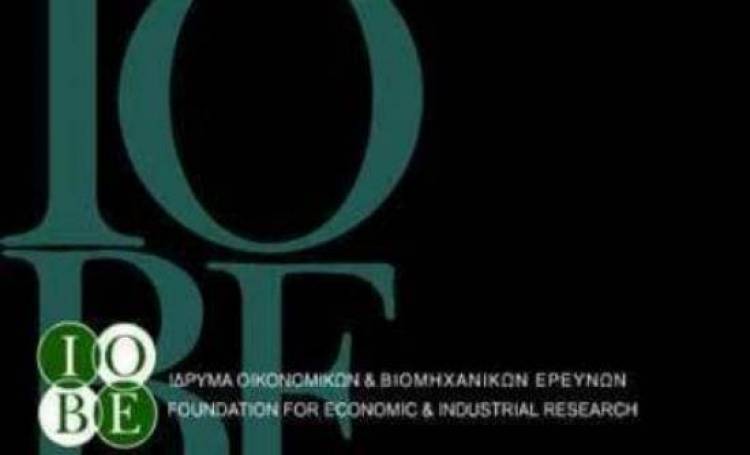 &Omicron;&iota; &kappa;ύ&rho;&iota;&epsilon;&sigmaf; &alpha;&iota;&tau;ί&epsilon;&sigmaf; &gamma;&iota;&alpha; &tau;&eta;&nu; &alpha;&nu;ά&pi;&tau;&upsilon;&xi;&eta; &tau;&eta;&sigmaf; &laquo;&mu;&alpha;ύ&rho;&eta;&sigmaf; &epsilon;&rho;&gamma;&alpha;&sigma;ί&alpha;&sigmaf;&raquo;