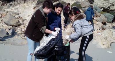 &laquo;Έ&lambda;&alpha;&mu;&psi;&epsilon;&raquo; &tau;&omicron; &Mu;&iota;&kappa;&rho;ό &Phi;&alpha;&nu;&alpha;&rho;ά&kappa;&iota; &chi;ά&rho;&eta; &sigma;&tau;&omicron;&nu; &epsilon;&theta;&epsilon;&lambda;&omicron;&nu;&tau;&iota;&kappa;ό &kappa;&alpha;&theta;&alpha;&rho;&iota;&sigma;&mu;ό &tau;&omicron;&upsilon; &Gamma;&upsilon;&mu;&nu;&alpha;&sigma;ί&omicron;&upsilon; &Mu;&omicron;ύ&delta;&rho;&omicron;&upsilon;! (photos)