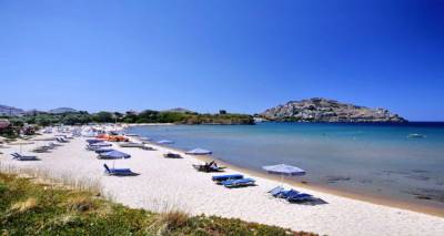 &Lambda;ή&mu;&nu;&omicron;&sigmaf;: &Tau;&omicron; &nu;&eta;&sigma;ί &tau;&omicron;&upsilon; &Eta;&phi;&alpha;ί&sigma;&tau;&omicron;&upsilon;