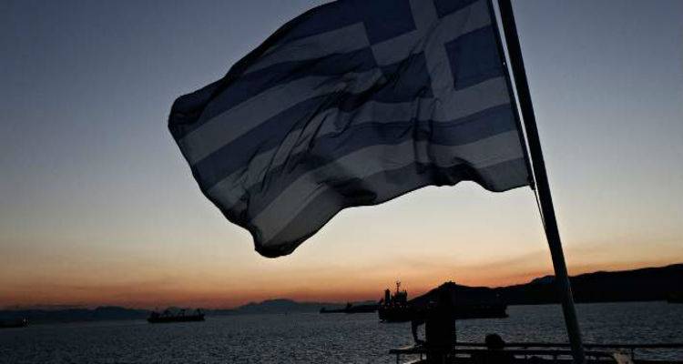 Capital Economics: &Omicron; &kappa;ί&nu;&delta;&upsilon;&nu;&omicron;&sigmaf; &tau;&eta;&sigmaf; &epsilon;&lambda;&lambda;&eta;&nu;&iota;&kappa;ή&sigmaf; &chi;&rho;&epsilon;&omicron;&kappa;&omicron;&pi;ί&alpha;&sigmaf; &theta;&alpha; &epsilon;&pi;&iota;&sigma;&tau;&rho;έ&psi;&epsilon;&iota; &tau;&omicron; &kappa;&alpha;&lambda;&omicron;&kappa;&alpha;ί&rho;&iota; | &Tau;&omicron; Grexit &tau;&omicron; &pi;&iota;&omicron; &pi;&iota;&theta;&alpha;&nu;ό &alpha;&pi;&omicron;&tau;έ&lambda;&epsilon;&sigma;&mu;&alpha;