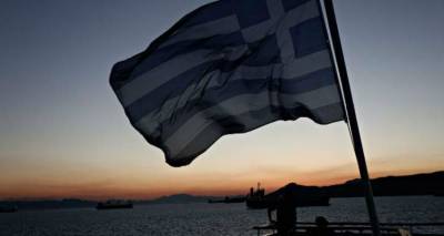 Capital Economics: &Omicron; &kappa;ί&nu;&delta;&upsilon;&nu;&omicron;&sigmaf; &tau;&eta;&sigmaf; &epsilon;&lambda;&lambda;&eta;&nu;&iota;&kappa;ή&sigmaf; &chi;&rho;&epsilon;&omicron;&kappa;&omicron;&pi;ί&alpha;&sigmaf; &theta;&alpha; &epsilon;&pi;&iota;&sigma;&tau;&rho;έ&psi;&epsilon;&iota; &tau;&omicron; &kappa;&alpha;&lambda;&omicron;&kappa;&alpha;ί&rho;&iota; | &Tau;&omicron; Grexit &tau;&omicron; &pi;&iota;&omicron; &pi;&iota;&theta;&alpha;&nu;ό &alpha;&pi;&omicron;&tau;έ&lambda;&epsilon;&sigma;&mu;&alpha;