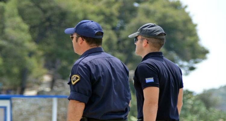 &Delta;&upsilon;&omicron; &sigma;&upsilon;&lambda;&lambda;ή&psi;&epsilon;&iota;&sigmaf; &gamma;&iota;&alpha; &nu;&alpha;&rho;&kappa;&omega;&tau;&iota;&kappa;ά &sigma;&tau;&eta; &Mu;ύ&rho;&iota;&nu;&alpha;