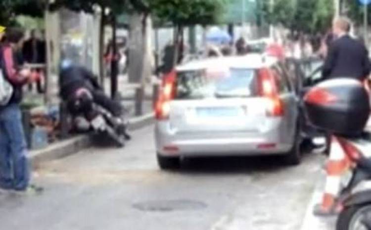 &Eta; &tau;&rho;ό&iota;&kappa;&alpha;...&tau;&rho;ά&kappa;&alpha;&rho;&epsilon; &mu;&epsilon; &mu;&eta;&chi;&alpha;&nu;ά&kappa;&iota;!