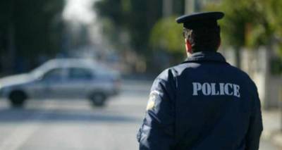 &Delta;ύ&omicron; &sigma;&upsilon;&lambda;&lambda;ή&psi;&epsilon;&iota;&sigmaf; &sigma;&tau;&eta; &Lambda;ή&mu;&nu;&omicron; &gamma;&iota;&alpha; &pi;&alpha;&rho;ά&beta;&alpha;&sigma;&eta; &tau;&omicron;&upsilon; &Kappa;&Omicron;&Kappa;