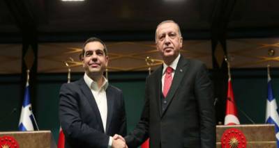 &Alpha;&nu;&alpha;&tau;&omicron;&lambda;ί&tau;&iota;&kappa;&omicron; &pi;&alpha;&zeta;ά&rho;&iota; &Epsilon;&rho;&nu;&tau;&omicron;&gamma;ά&nu; &mu;&epsilon; &Chi;ά&lambda;&kappa;&eta;, &Theta;&rho;ά&kappa;&eta; &kappa;&alpha;&iota; 8 &Tau;&omicron;ύ&rho;&kappa;&omicron;&upsilon;&sigmaf; &alpha;&xi;&iota;&omega;&mu;&alpha;&tau;&iota;&kappa;&omicron;ύ&sigmaf;