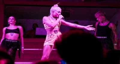 &Zeta;ό&zeta;&epsilon;&phi;&iota;&nu;: &Mu;&epsilon;&tau;ά &tau;&eta; &sigma;&upsilon;&nu;&alpha;&upsilon;&lambda;ί&alpha; &mu;&omicron;&upsilon; &sigma;&tau;&eta; &Lambda;ή&mu;&nu;&omicron; &beta;&gamma;ή&kappa;&epsilon; &eta; &phi;ή&mu;&eta; &omicron;&tau;&iota;... (video)