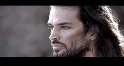 &Omicron; &Mu;ά&rho;&iota;&omicron;&sigmaf; &Iota;&omicron;&rho;&delta;ά&nu;&omicron;&upsilon; &alpha;&nu;&epsilon;&beta;ά&zeta;&epsilon;&iota; &Rho;ί&tau;&sigma;&omicron; &sigma;&tau;&omicron;&nu; Ά&eta; &Sigma;&tau;&rho;&alpha;&tau;ή