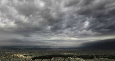 &Kappa;&alpha;&iota;&rho;ό&sigmaf;: &Nu;&epsilon;&phi;ώ&sigma;&epsilon;&iota;&sigmaf; &kappa;&alpha;&iota; &beta;&rho;&omicron;&chi;έ&sigmaf; &theta;&alpha; &epsilon;&pi;&iota;&kappa;&rho;&alpha;&tau;ή&sigma;&omicron;&upsilon;&nu; &kappa;&alpha;&iota; &sigma;ή&mu;&epsilon;&rho;&alpha;