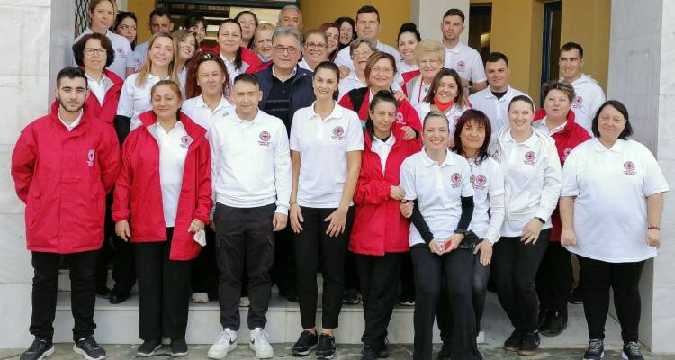 &Lambda;ί&gamma;&omicron; &pi;&rho;&iota;&nu; &tau;&omicron; &laquo;&pi;&tau;&upsilon;&chi;ί&omicron;&raquo; &omicron;&iota; &nu;έ&omicron;&iota; &epsilon;&theta;&epsilon;&lambda;&omicron;&nu;&tau;έ&sigmaf; &nu;&omicron;&sigma;&eta;&lambda;&epsilon;&upsilon;&tau;έ&sigmaf; &tau;&omicron;&upsilon; &Epsilon;&Epsilon;&Sigma; &Lambda;ή&mu;&nu;&omicron;&upsilon; &kappa;&alpha;&iota; &Alpha;&gamma;. &Epsilon;&upsilon;&sigma;&tau;&rho;&alpha;&tau;ί&omicron;&upsilon;