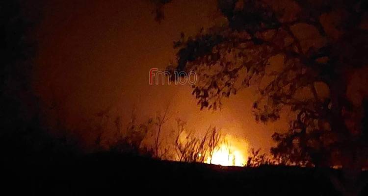 &Lambda;ή&mu;&nu;&omicron;&sigmaf;: &Phi;&omega;&tau;&iota;έ&sigmaf; &sigma;&epsilon; &epsilon;&xi;έ&lambda;&iota;&xi;&eta; &alpha;&upsilon;&tau;ή &tau;&eta;&nu; ώ&rho;&alpha; | 4 &tau;&alpha; &pi;ύ&rho;&iota;&nu;&alpha; &mu;έ&tau;&omega;&pi;&alpha; (photos)