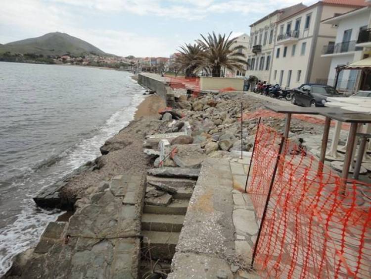 Δημοπρατείται η αποκατάσταση του τοιχίου στον Ρωμέικο Γυαλό αλλά...