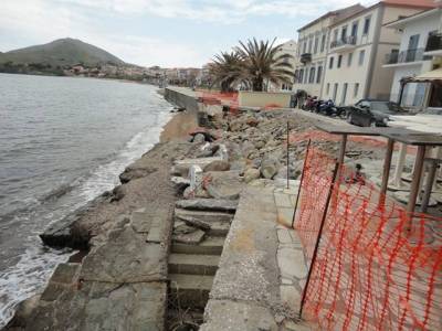 Δημοπρατείται η αποκατάσταση του τοιχίου στον Ρωμέικο Γυαλό αλλά...