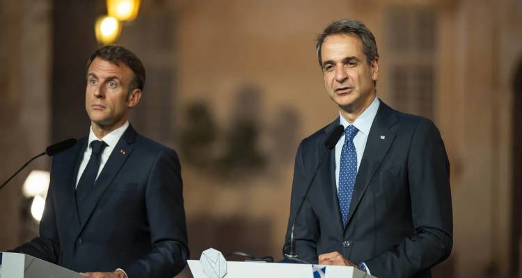 Γαλλικά ΜΜΕ για πρόωρη αποπληρωμή των δανείων από την Ελλάδα: «Ο τζίτζικας έφτασε να δανείζει τον μέρμηγκα»