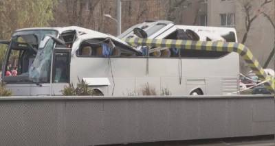 &Tau;&rho;&omicron;&chi;&alpha;ί&omicron; &delta;&upsilon;&sigma;&tau;ύ&chi;&eta;&mu;&alpha; &sigma;&tau;&eta; &Rho;&omicron;&upsilon;&mu;&alpha;&nu;ί&alpha; &mu;&epsilon; &lambda;&epsilon;&omega;&phi;&omicron;&rho;&epsilon;ί&omicron; &mu;&epsilon; Έ&lambda;&lambda;&eta;&nu;&epsilon;&sigmaf; | Έ&nu;&alpha;&sigmaf; &nu;&epsilon;&kappa;&rho;ό&sigmaf;, &pi;&omicron;&lambda;&lambda;&omicron;ί &tau;&rho;&alpha;&upsilon;&mu;&alpha;&tau;ί&epsilon;&sigmaf;